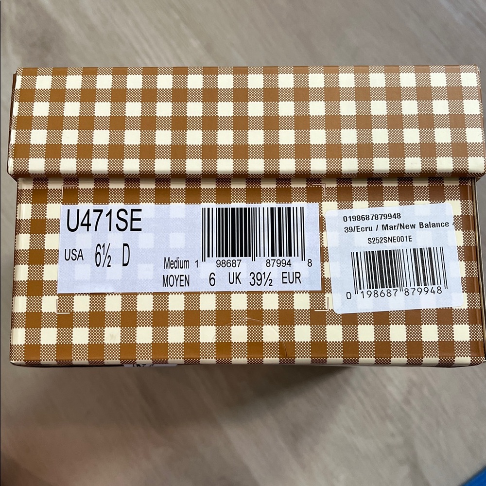 Sezane X New Balance 471 Sneaker - Picture 2 of 3